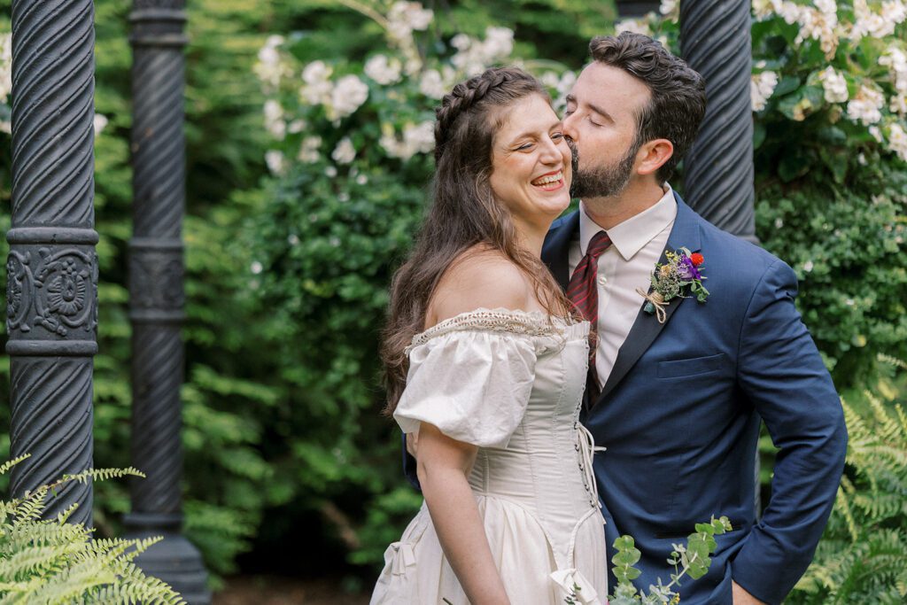 Newlywed couple at Moonstone Manor wedding venue in Elizabethtown, PA
